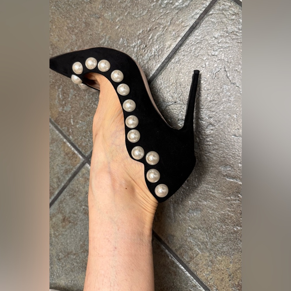 Black Pearl-Embellished Women's Heels US9 - Picture 4 of 6